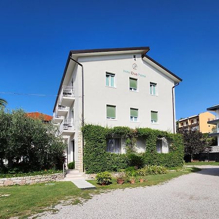 Hotel 2 Palme Torri Del Benaco Luaran gambar