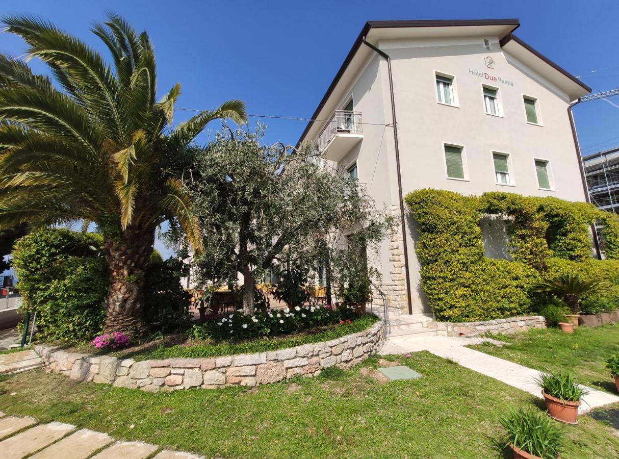 Hotel 2 Palme Torri Del Benaco Luaran gambar